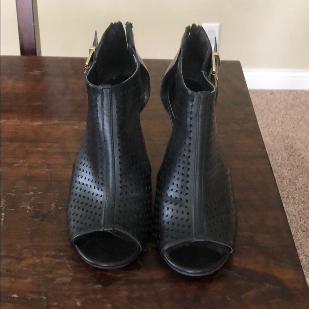 Black Merona shoes